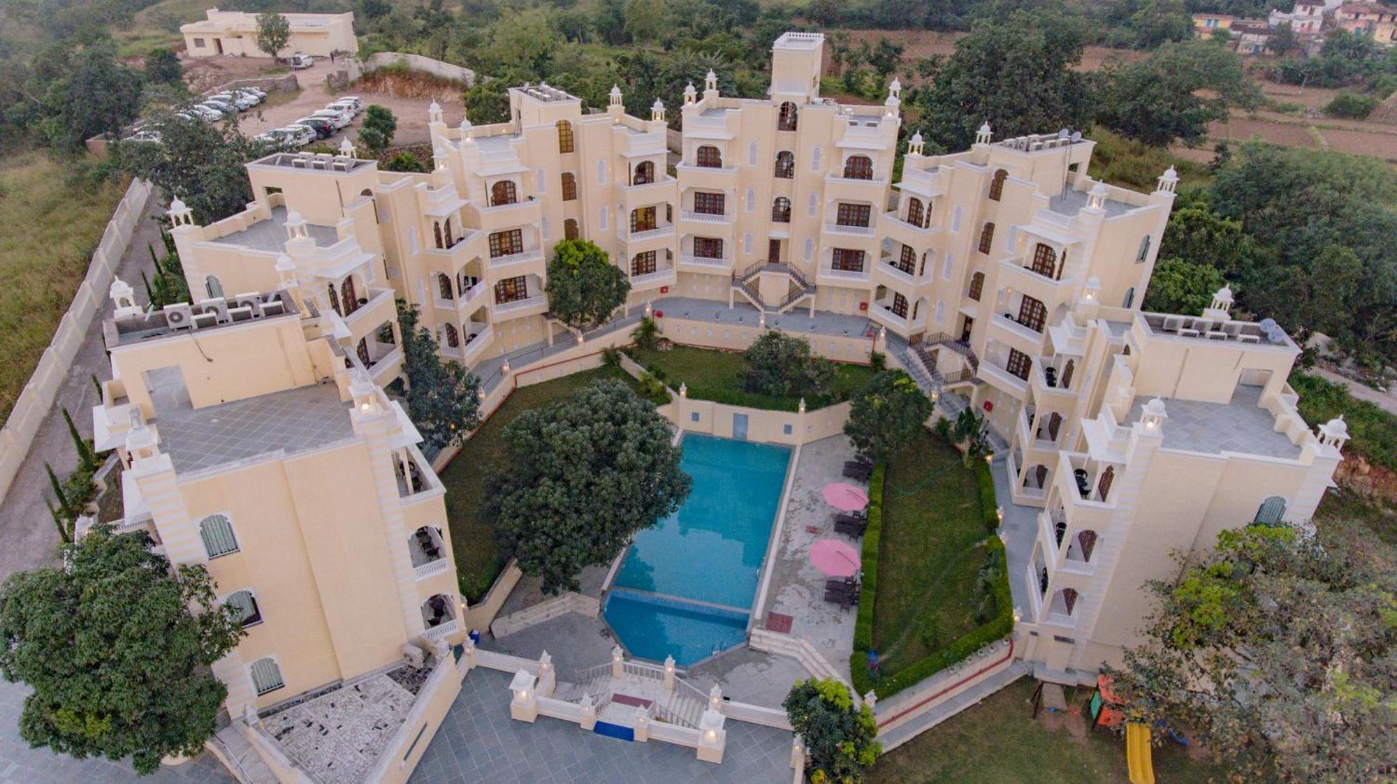 The Everest Hill Resort Kumbhalgarh Esterno foto